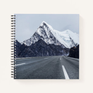 Asphalt Road vor dem Schneeberg Notizblock