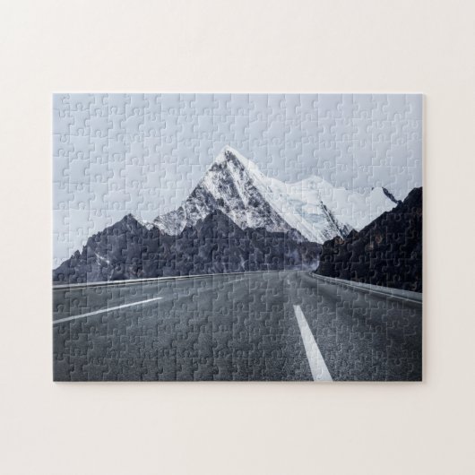 Asphaltstraße vor Schnee-Berg Puzzle (Horizontal)
