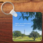 Aspire Park in Katar grüne Bäume Modernes Gebäude Schlüsselanhänger (Vorderseite)