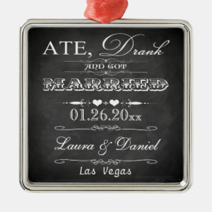 Aß, trank und got verheiratetes Weihnachtsandenken Ornament Aus Metall
