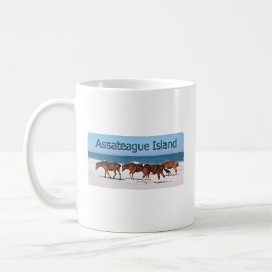 Assateague Insel (Ponys auf Strandlogo) Kaffeetasse (Links)