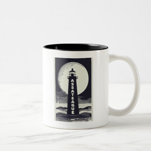 Assateague Lighthouse Virginia Moon Zweifarbige Tasse (Rechts)