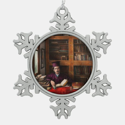 Assistent - Assistent im Training 1898-1946 Schneeflocken Zinn-Ornament (Vorderseite)