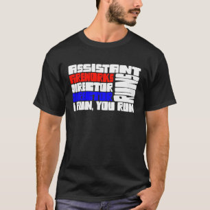 Assistent des Direktors für Feuerwerkskunst führt T-Shirt