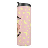 Assistent mit Ball Thermosbecher (Nach rechts gedreht)