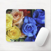 Assorted fresh rose bouquets mousepad (Mit Mouse)
