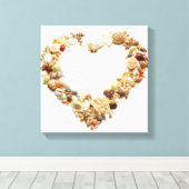 Assortierte Muscheln formen die Herzform Leinwanddruck (Insitu (Holzboden))