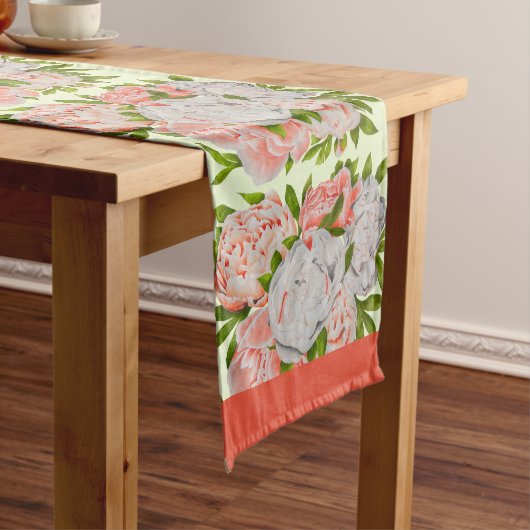 Assortierte Peonies auf einem Tischläufer (Beispiel)