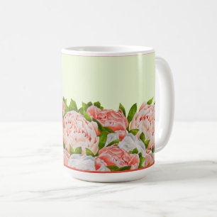 Assortierte Peonies auf einer klassischen Tasse