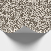 Äste und Blätter aus Eichen, Damastmuster in braun Geschenkpapier (Ecke)