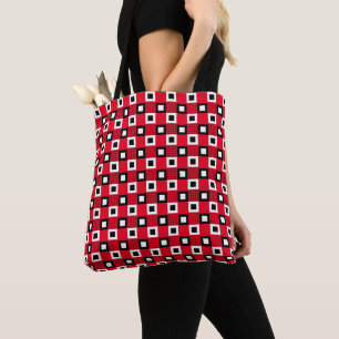 Ästhetische Gestaltung der Vintagen roten und weiß Tasche