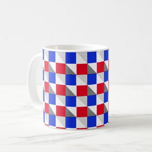 Ästhetische rote Schwarz-weiße und blaue geometris Kaffeetasse (Vorderseite Links)