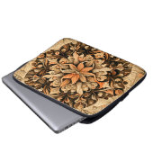 Ästhetischer Hintergrund der orange-beigen-braunen Laptopschutzhülle (Vorne Knopf)