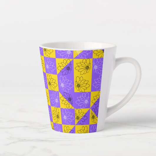 Ästhetisches geometrisches Schachbrett Muster Milchtasse (Rechts)
