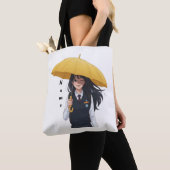 Ästhetisches Mädchen mit gelber Regenschirm-Tasche Tasche (Von Nahem)
