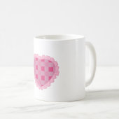 Ästhetisches Rosa Schachbrett-Herz Kaffeetasse (VorderseiteRechts)