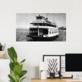 Astoria, Oregon Sicht von Ferry Megler Fotograf Poster (Heimbüro)