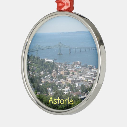 Astoria, Oregon Silbernes Ornament (Links)