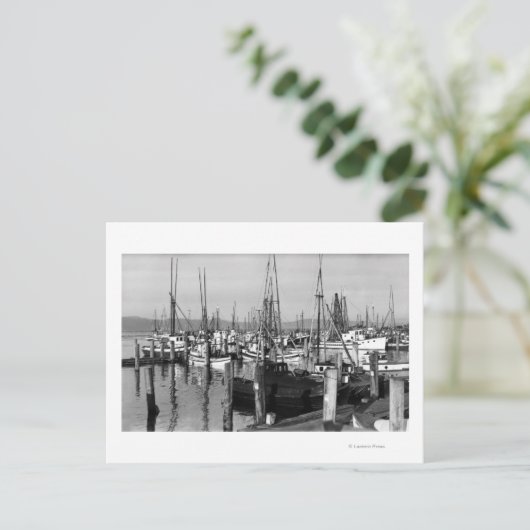 Astoria, Oregon Wasserfront Sicht auf die Fischere Postkarte (Stehend Vorderseite)