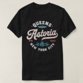 Astoria Queens New York Retro-Grafik T-Shirt (Design vorne)