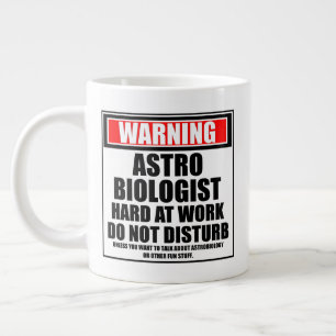 Astrobiologe zu warnen, ist schwer am Werk und stö Jumbo-Tasse