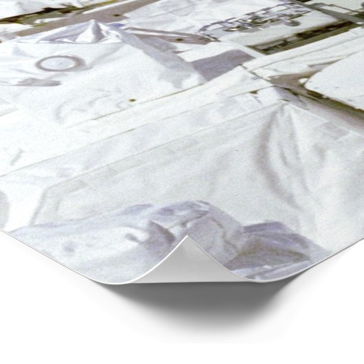 Astronaut an Fernmanipulationssystem angeschlossen Poster (Ecke)