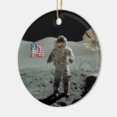 Astronaut Apollo 17 im Stier Littrow Tal Keramik Ornament (Links)
