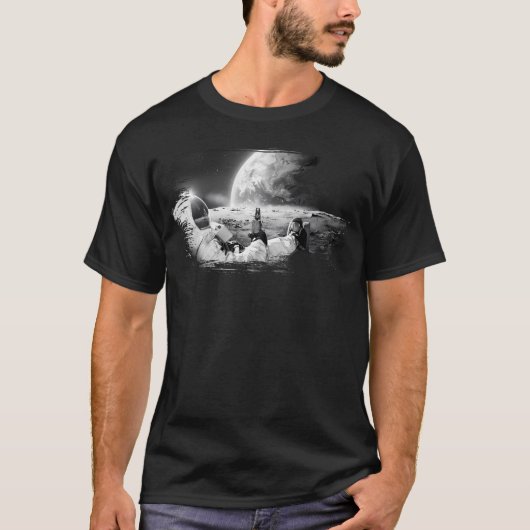 Astronaut auf dem Mond mit Bier T-Shirt (Vorderseite)
