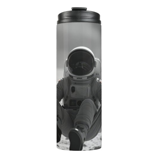 Astronaut auf dem Mond mit Bier Thermosbecher (Vorderseite)