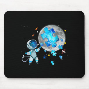 Astronaut auf dem Mond Mousepad