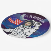 Astronaut auf dem Mond Weltraumjunge Pappteller (Schrägansicht)