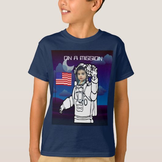 Astronaut auf dem Mond Weltraumjunge T-Shirt (Vorderseite)