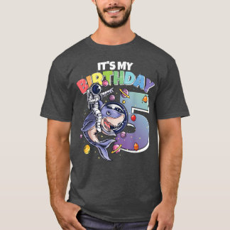 Astronaut auf Shark 5th Birthday Boy Girl 5 Jahre  T-Shirt