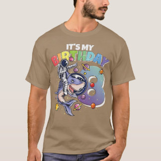 Astronaut auf Shark 8. Geburtstag Junge Mädchen 8  T-Shirt
