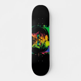 Astronaut aus lustigen Hipstern Skateboard