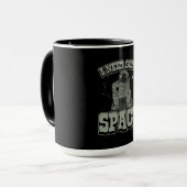 Astronaut braucht Platz Tasse (Vorderseite Links)