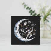 Astronaut, der einen Drachen auf dem Mond fliegt (Stehend Vorderseite)