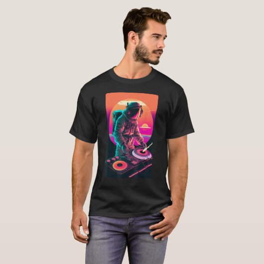 Astronaut DJ DJing in Space EDM cool Vaporwave Gra T-Shirt (Vorne ganz)