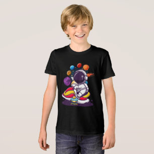 Astronaut fährt futuristisches Weltraum-Motorrad Tri-Blend Shirt