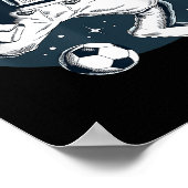 Astronaut Fußball spielen im Weltraum Grafik Poster (Ecke)