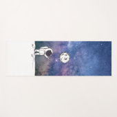 Astronaut im All mit Mondballon Kosmostars Yogamatte (Vorderseite (Horizontal))