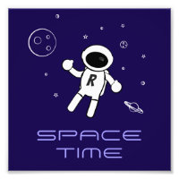 Astronaut im Weltraum - Kunst im Lila, Schwarz und