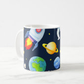 Astronaut im Weltraum Planeten und Raketen Muster Kaffeetasse (Vorderseite Links)