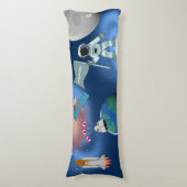 Astronaut in der Weltraumgalaxie Personalisierter Seitenschläferkissen (Vorderseite Vertikal)