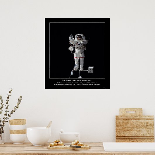 Astronaut James S. Voss Outer Space Walk Poster (Küche)