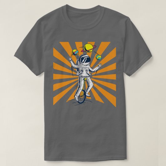 Astronaut Juggling Planets Einrad T-Shirt (Design vorne)