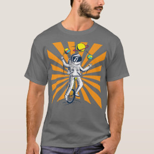 Astronaut Juggling Planets Einrad T-Shirt