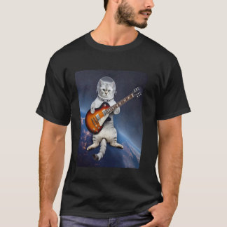 Astronaut Katze schwebt im Weltraum, spielt Gitarr T-Shirt