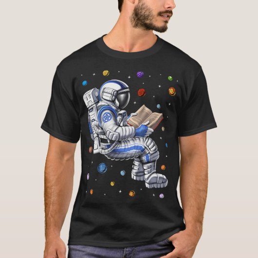 Astronaut liest Buch T-Shirt (Vorderseite)