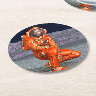 Astronaut Mars Space Explorer auf Alien Planet Runder Pappuntersetzer